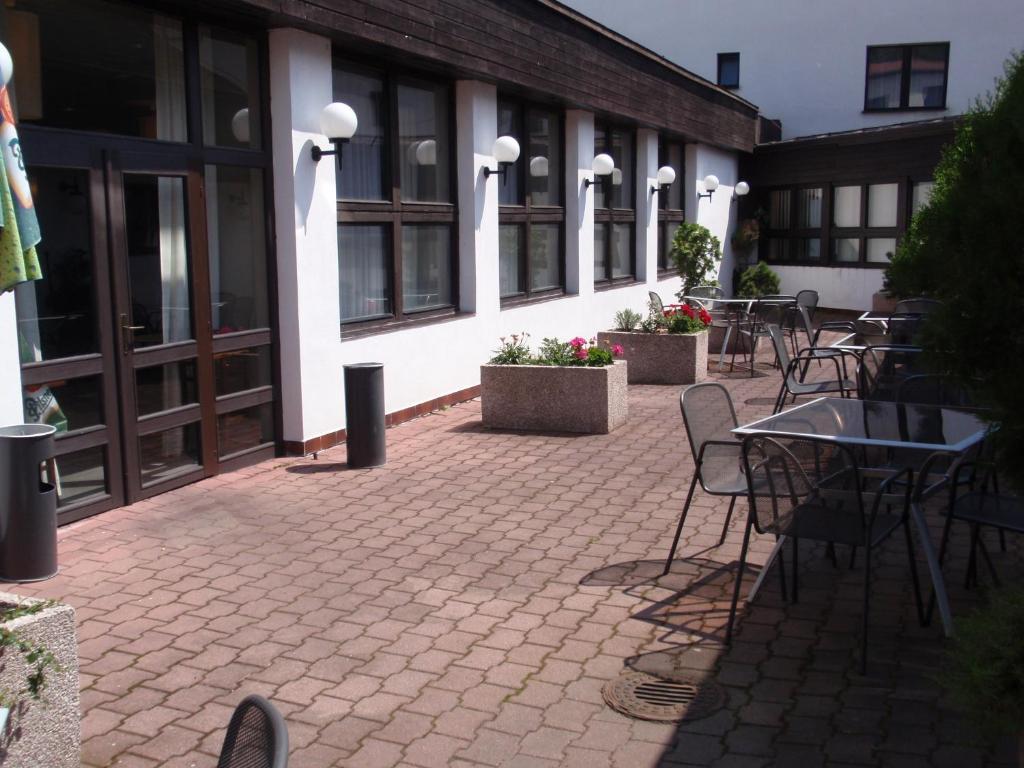 Hotel Astra Tuchlovice Exterior photo